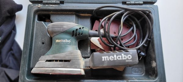 Geplaatst via plaatsformulier Bosch schuurmachine