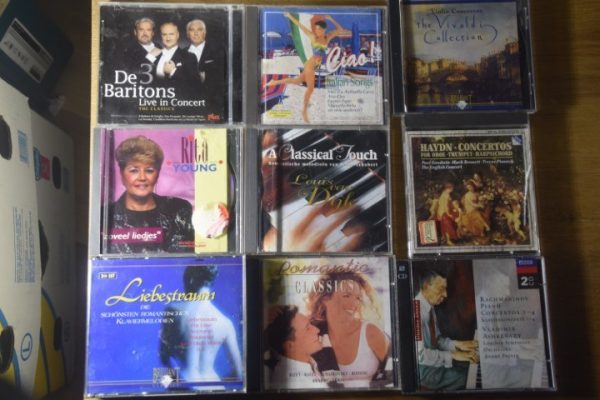 CD   DVD  diverse