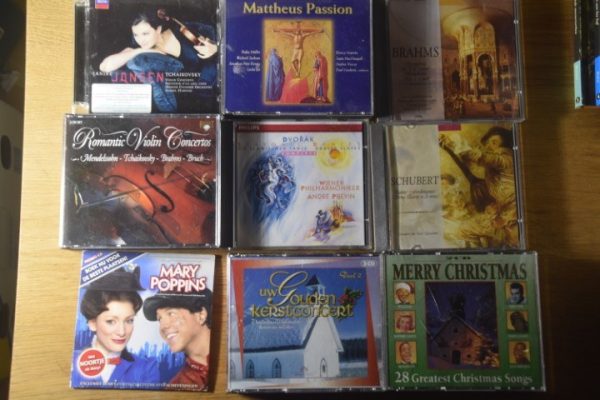 CD   DVD  diverse