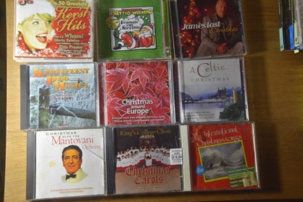CD   DVD  diverse