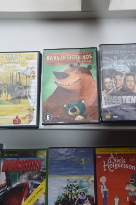 CD   DVD  diverse