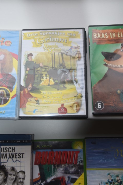 CD   DVD  diverse