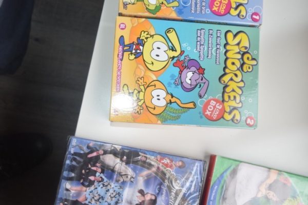 CD   DVD  diverse